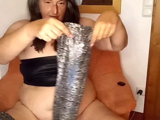 Real German MILF Starts Her Hot Cam Session - Slow Tease Clip 1 - The quiet beginning