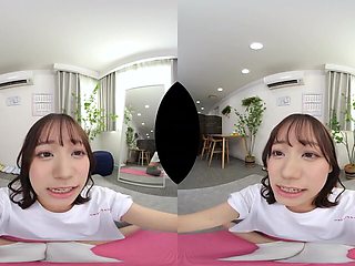 An idol trainee who will do anything you tell her
