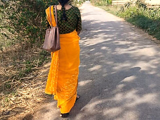Tanya Bhabhi was left by a stranger on the way