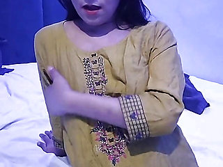 Abbu jaan ne meri chuchi daba daba kar chudai ki