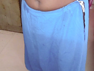 Desi Tamil Wife Renu Wet Nude Body Towel Dry & Slow Saree Dressing Tease! Indianhotwifex