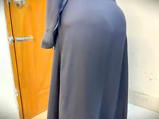 Hot Maid Show Her Big Ass Publicly to Gets Anal Fuck From Boss in Office!