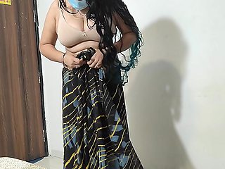 Stepmom Change Dress Wear A Saari