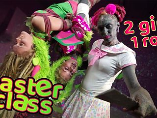 Impeccable Anuskatzz's tutorial video