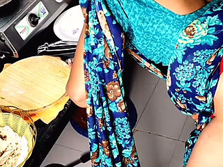 Indian Desi Aunty in Kitchen Our Husband Went to Come Sex in Kitchen with Cumshot