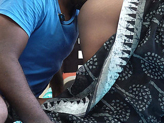 Watch How Indian Married Aunty Gets Seduced by Neighbour
