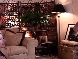 Boss Bitches in Charge Breaking Holes Extreme Hardcore HD