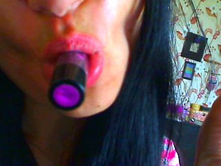 Amateur Webcam Teen Flashes Masturbates