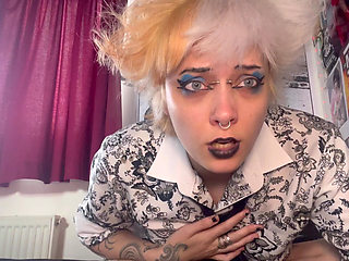 Goth Office Worker Has a Heart and Resus