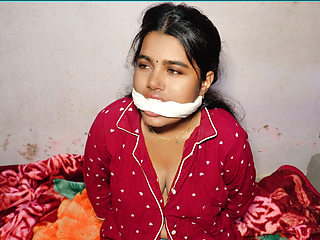 18 sal ki Indian ladki pados ki ladki ko Ghar per Bulaya