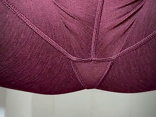 Bladder Bump Desperation - Pissing My Leggings for Stepdaddy