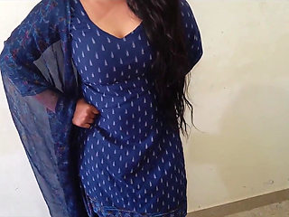 Hot Indian Muslim Girl Fucking with Stepbrother and He Was First Time Fuck Stepsister in Dirty Audio