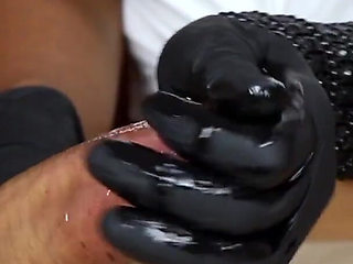 Glans rubbing handjob lead to big cumshot