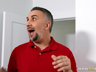 Creampie My Wife With Brandi Love, Keiran Lee, Holly Hotwife - Brazzers