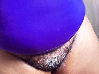 Washing the hairs from my pussy for you to fuck her