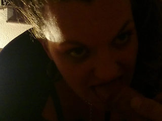 Hot Queen Wants a Blowjob