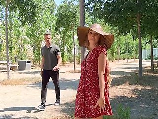 Alberto Blanco and Mary Popiense having sex in a public place