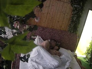 Ma chienne french amateur couple hidden cam 1