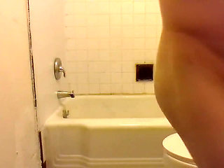 Urinating Fetish Fanclub Video of the Month - April 2022