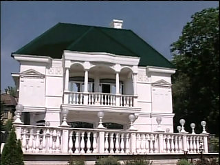 Threesome love in the office