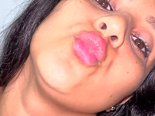 My vagina is too closed, I need someone to help me