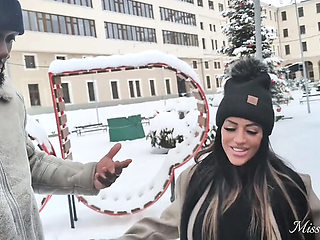 Tourist in Budapest Gets Huge Creampie