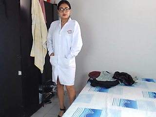 The hottest doctor in porn shows her patients how to get the juices out of her sweet pussy with squirt