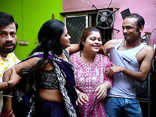 Desi Mallu Bhabhi Hardcore Fuck with Local Debar at Kitchen When She Was Alone at Hoime Full Movie ( Hindi Audio)