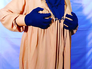 Beautiful Amena Bhabhi has sex indoors wearing a burqa and hijab