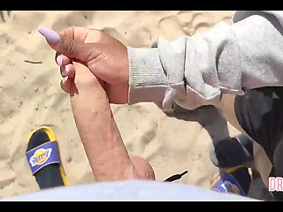 Pregnant Woman Is Abandoned by Her Husband and Masturbates a Stranger on the Beach Without Him Knowing Until She Gets All the Mi