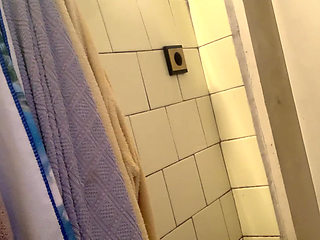 Horny babe in the bathroom