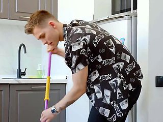 Rimjob porn addicts fucking the same horny dude in FFM