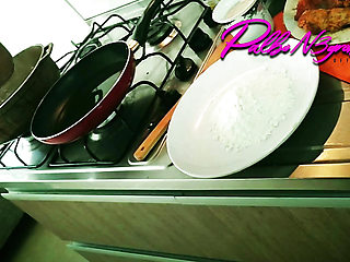 Pablon3grobar - COOKING WITH THE THROATPIE QUEEN