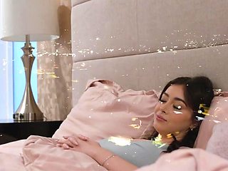 Dana Vespoli is happy to get off with a nice wet slit