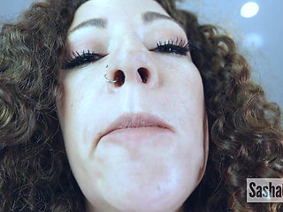 Giantess Christmas: Not Home Alone