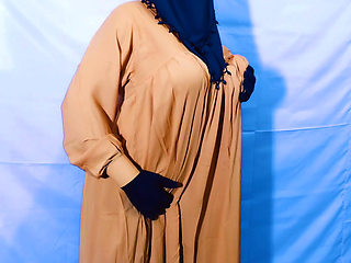 Indian beautiful hijabi muslim sexy bhabhi having sex with neighbor inside the room