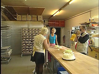 Mature slut and young lezzies in food fight