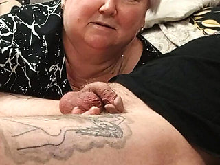 StepMom Zona901 Gives Blowjob and Swallows Cum - Russian MILF Deep Throat