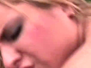 Stunning latina babe gets anally plowed outdoors