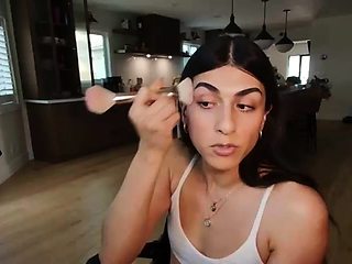 Webcam Teen masturbates and pretends you came in her mouth