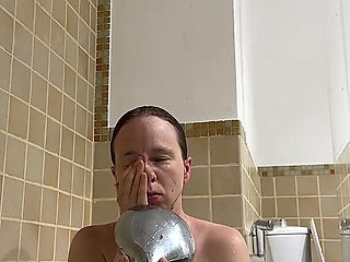 Hot Teen Soaped up and Shaved