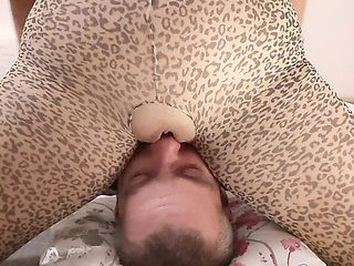 Stay Under My Leopard Pussy!