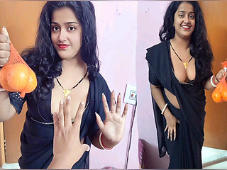 Hot desi bhabhi brought apples for her brother-in-law
