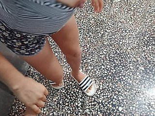 stepsister when we are alone, she sucks me off and asks to be fucked until I cum