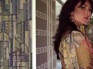 Pale skinned MILF reveals her hairy cunt