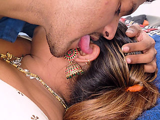 Brother-in-law called sister-in-law in his room and made a Hot Haedcorr video.