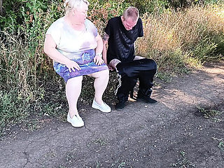 Neighbor MILF sucks my dick deep in park until I cum in her mouth