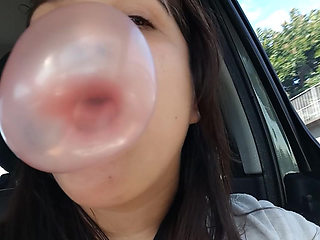 Doing Big Bubbles Next to My Uber Driver - Bunny Looner