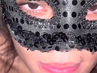 Novinha Was Almost Caught in the Act Having Sex on the Beach