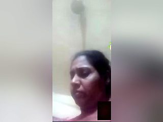 Today Exclusive-desi Aunty Shows Her Boobs And Pussy On Vc 2